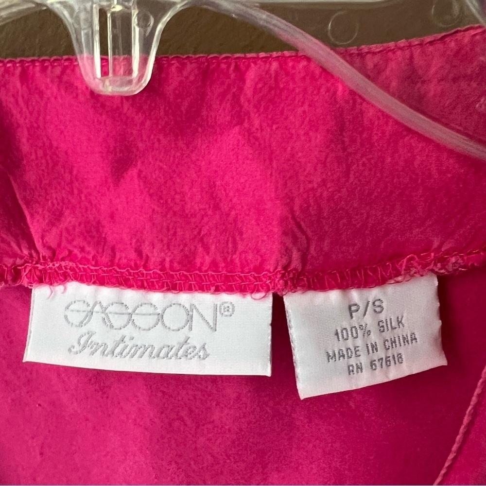 Sasson Women's Pink Button-Down Sleepwear Silk Size P/S Barbiecore - Picture 2 of 3